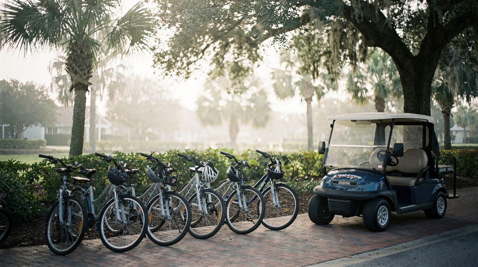 St. Augustine en golf cart : visites guidées et locations en autonomie
